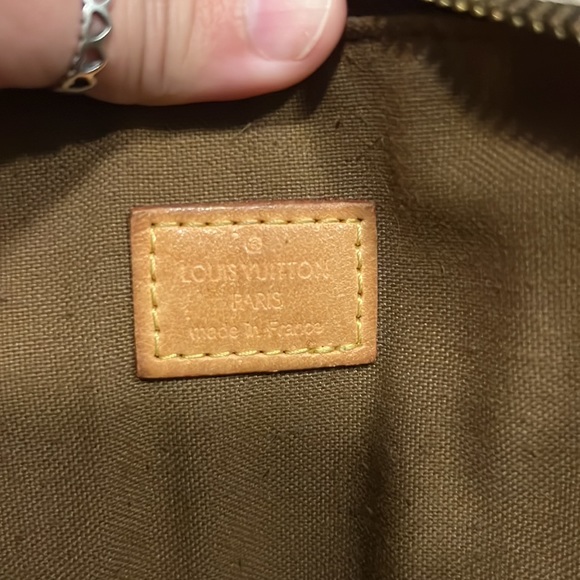 Louis Vuitton Monogram Canvas Pochette Bosphore Messenger Bag - Picture 4 of 6